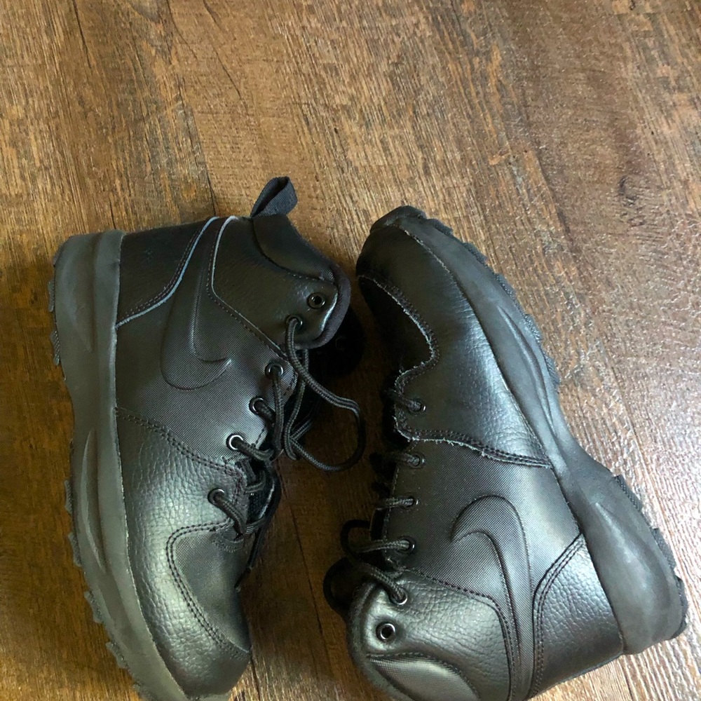 Nike Boots
